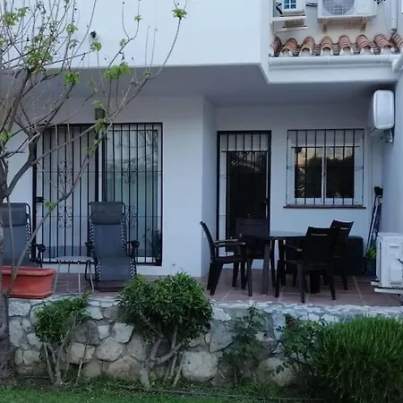Apartment Beautiful In La Carihuela, Torremolinos